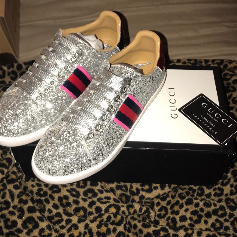 Women’s Gucci Shoes size 8